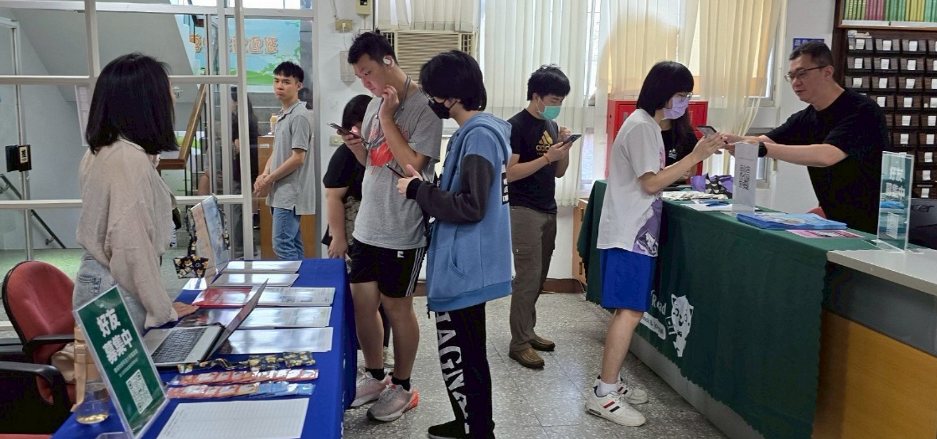 114年5月23日 資料庫擺攤推廣活動